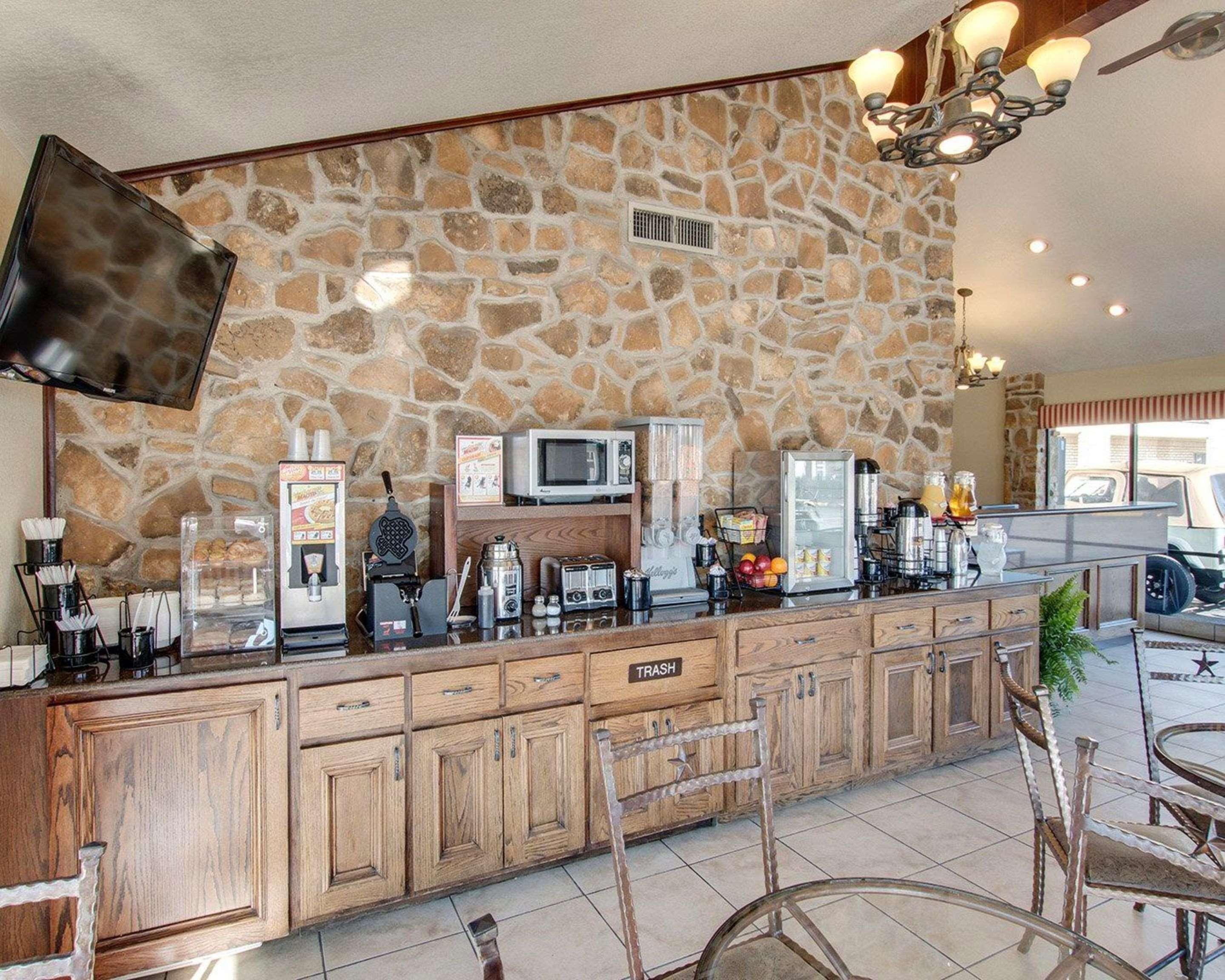 盖茨维尔罗德威酒店 Gatesville 外观 照片